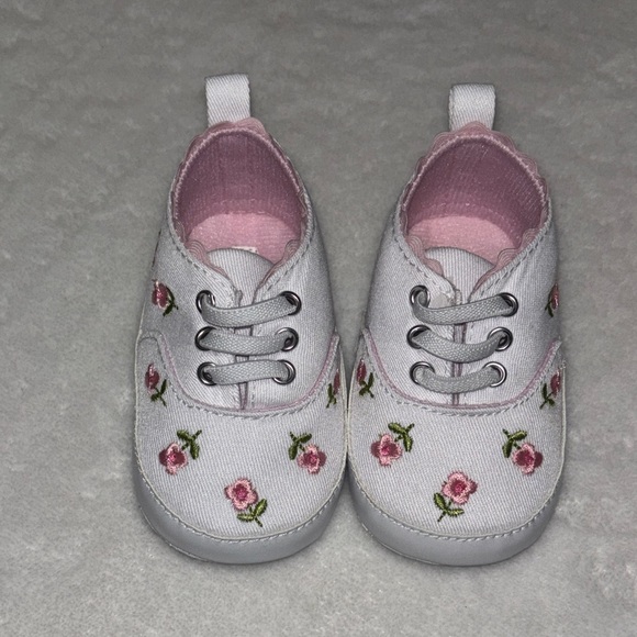 Laura Ashley Other - (3 for $10) Laura Ashley Floral Pink and White Kids Shoes